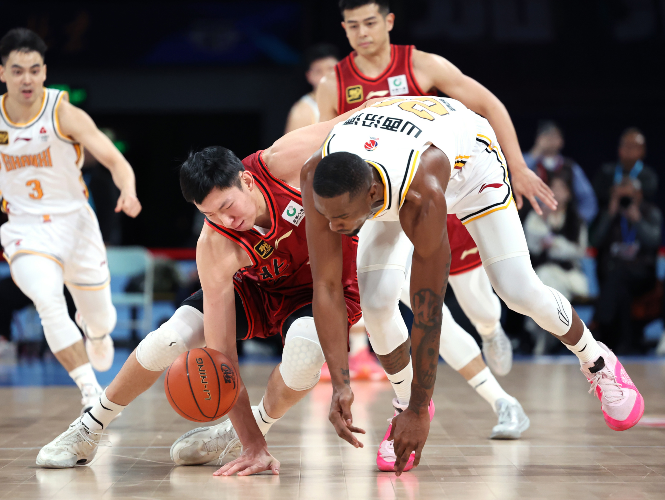鲁能队大胜对手，晋级亚冠强实力有增